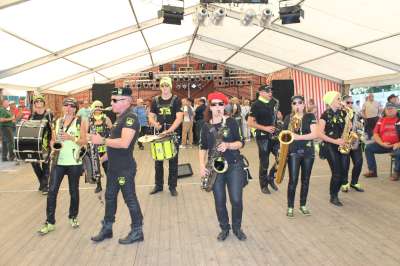 Havelberger Pferdemarkt – im Galopp zum Volksfest mit ...