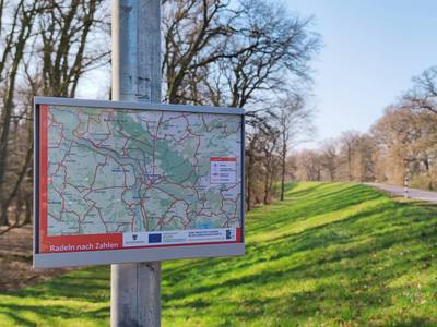 kleine Infotafel als A4 Querformat Einschub im hochwertigen Fahrplankästen angebracht ©Hansestadt Havelberg © Hansestadt Havelberg