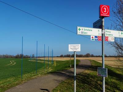 Knotenpunkt 3 bei Garz nahe den Wegmarken ein Bleibsel der BUGA 2015 ©Hansestadt Havelberg © Hansestadt Havelberg