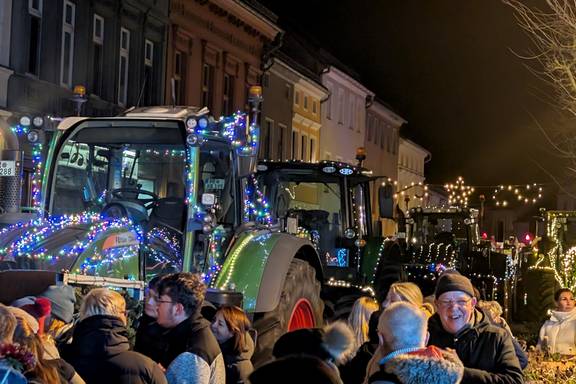 Lichterfahrt der Landwirte