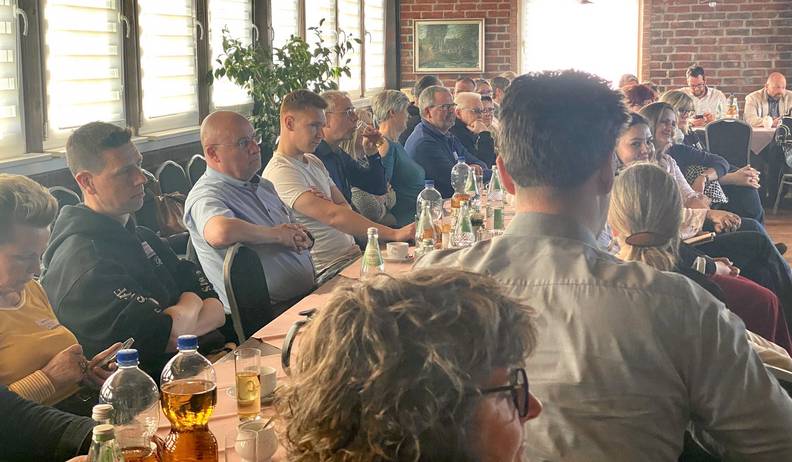 unternehmerstammtisch sch nhausen042026 vgehl czinzoll 24